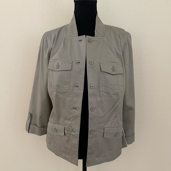 LIGHT Women Green Utility Lightweight Button Front Jacket Size S NWOT - Picture 8 of 8